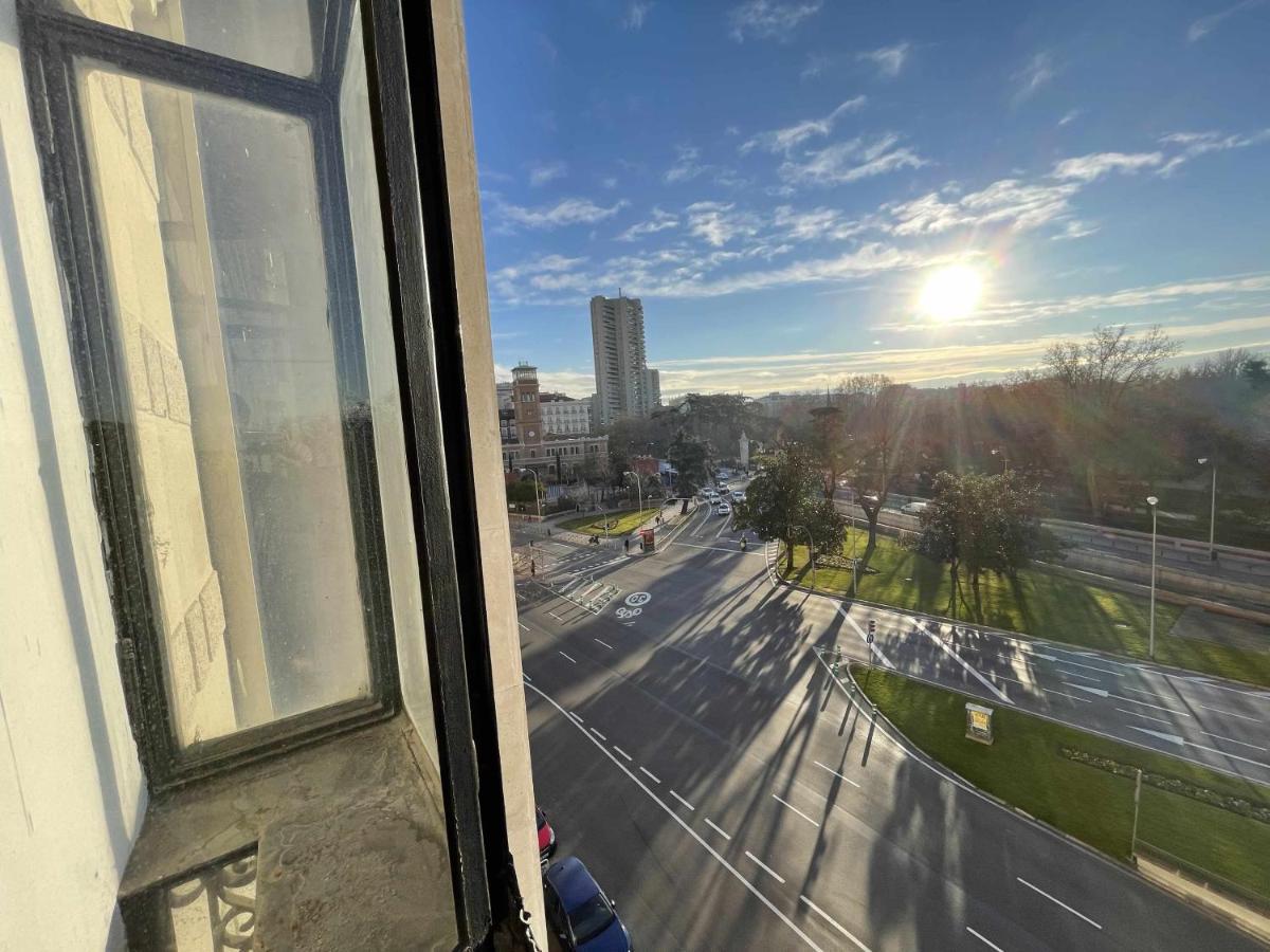 Apartamento Con Vistas Al Parque Del Retiro Madrid Exterior photo