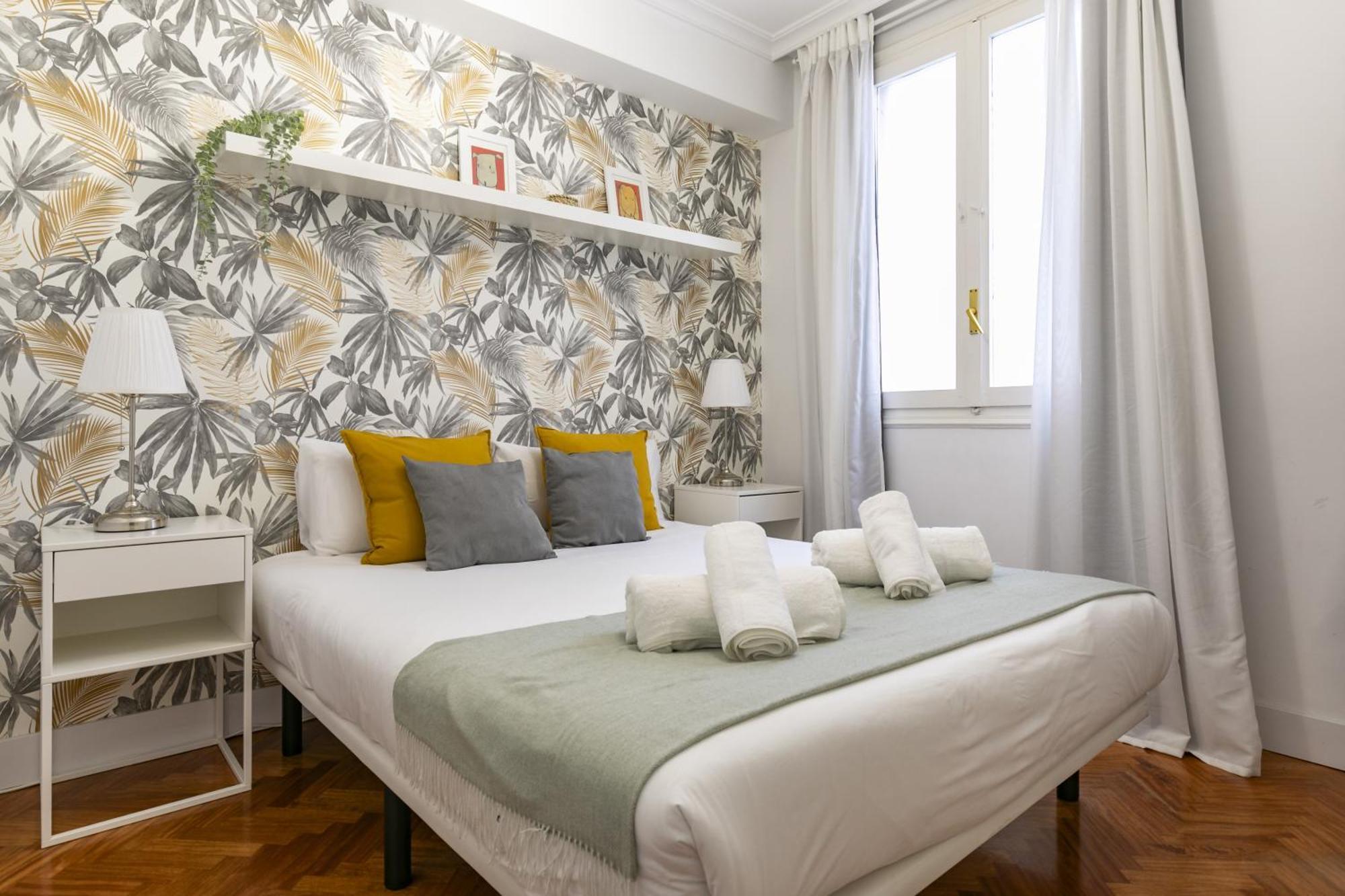 Apartamento Con Vistas Al Parque Del Retiro Madrid Exterior photo