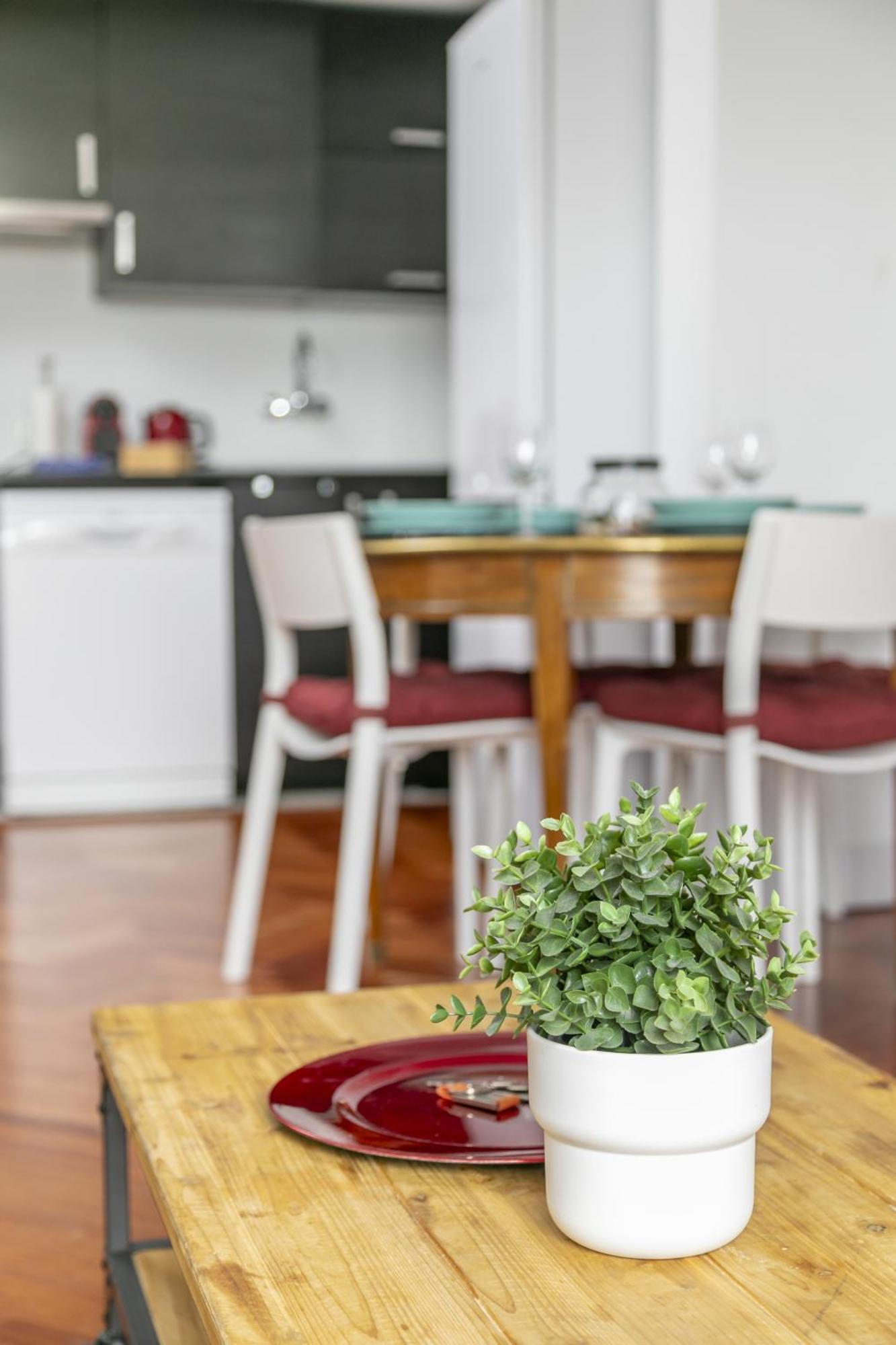 Apartamento Con Vistas Al Parque Del Retiro Madrid Exterior photo